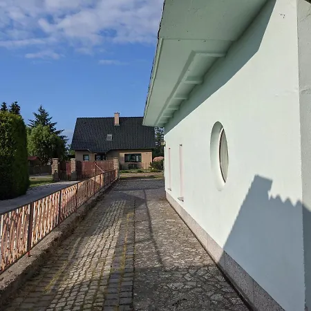 Haus Karl بيت للعطل