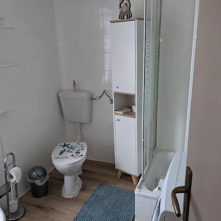 بيت للعطل Haus Karl اوكرموند